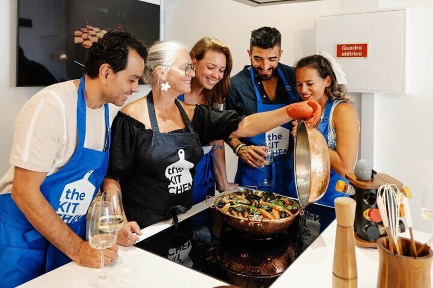 Cataplana Cooking Class: An Authentic Algarve Experience - Lagos | Portugal 