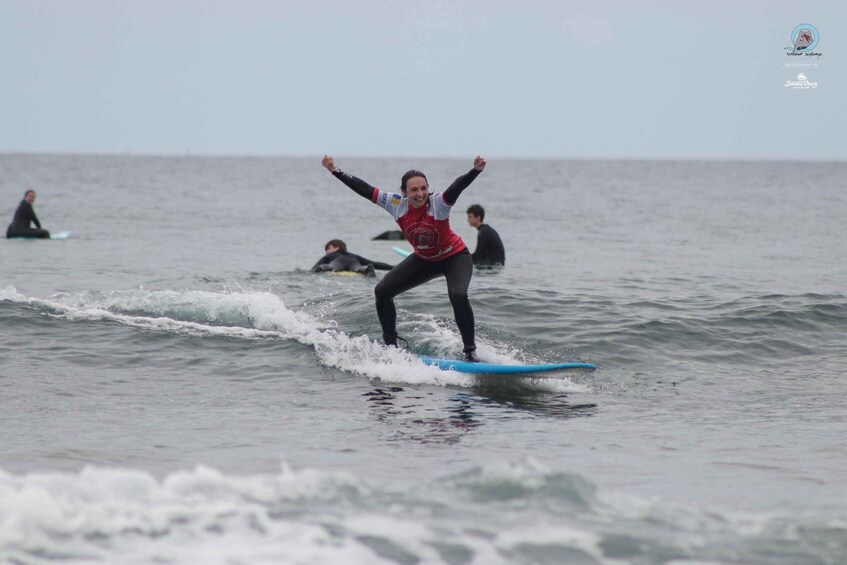 Picture 1 for Activity Tenerife : clases de surf para principiantes y intermedios