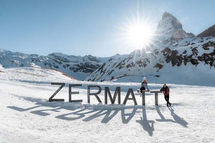 Zermatt, Matterhorn, Glacier Paradise โดยกระเช้าไฟฟ้าจากเมืองโลซาน