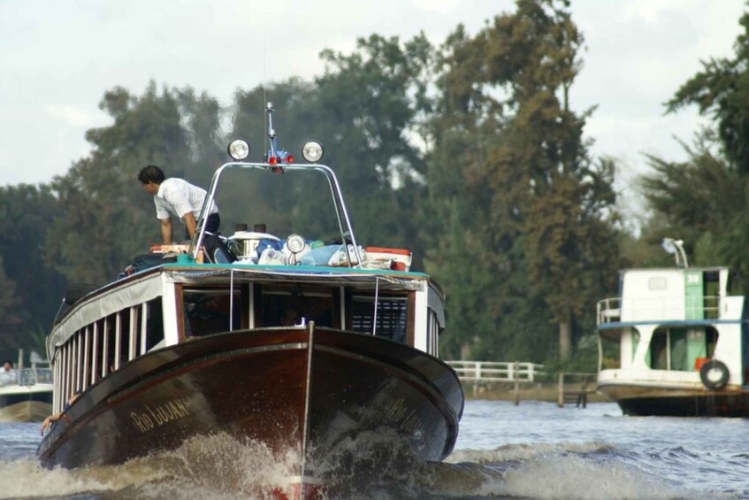 Picture 7 for Activity Buenos Aires: Tigre Delta Premium Boat Tour