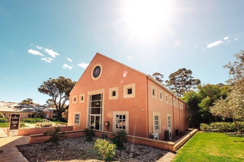 Premium Small Group Wine Tour from Dunsborough and Yallingup