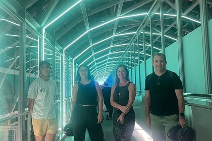 With someone you love: Illuminated Kyoto Tour by Bicycle