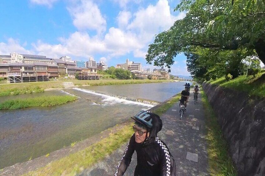 Kyoto Private Guided E-Bike Tour