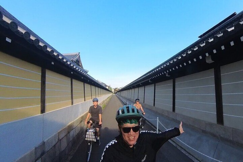 Kyoto Private Guided E-Bike Tour