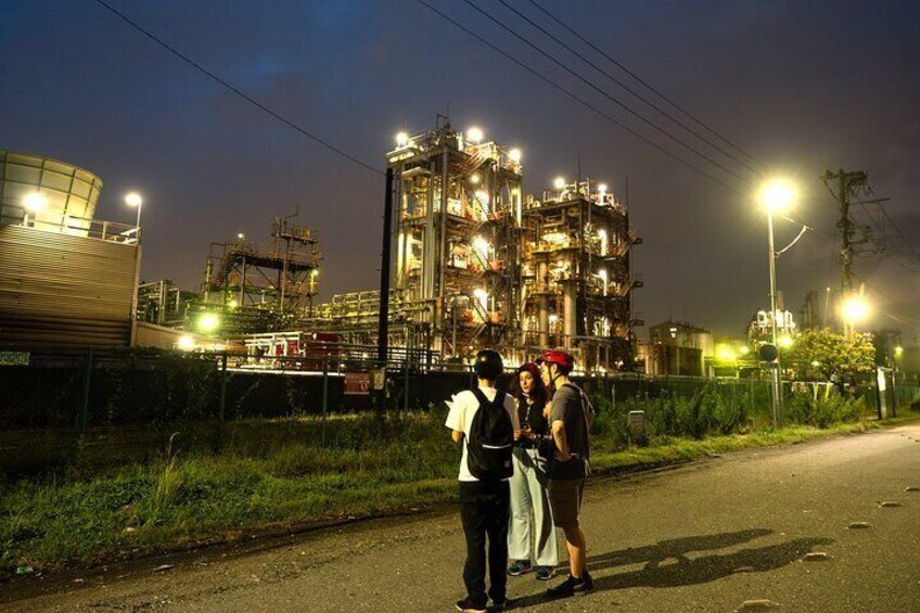 Tokyo E-bike Magical Night Ride in Keihin Industrial Zone