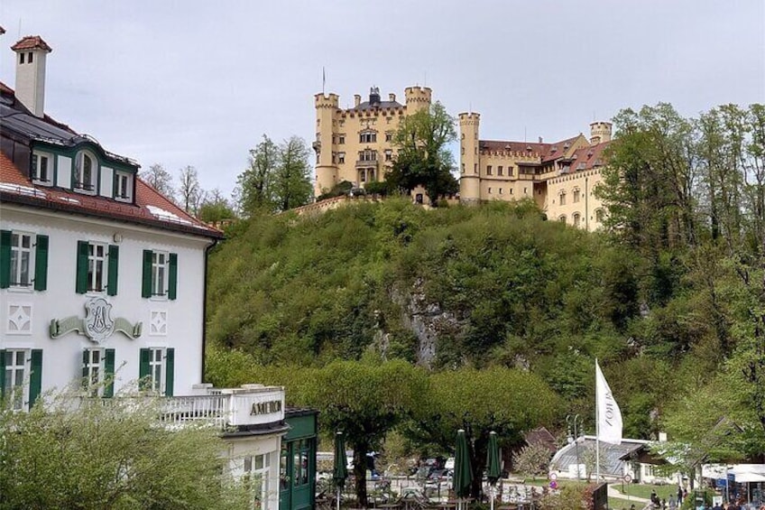 A Self Guided Walk from Hohenschwangau to Neuschwanstein Castle