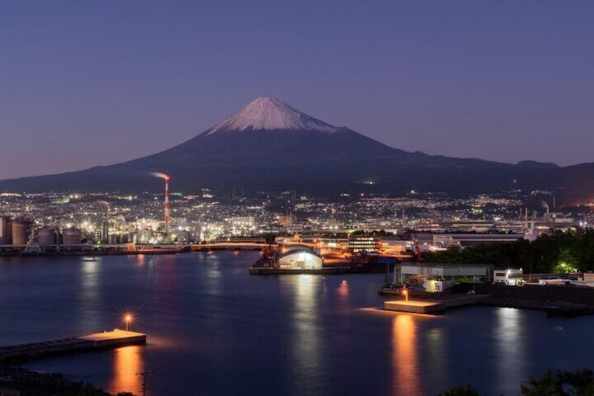 Private Tour of Mount Fuji with Kawaguchi Lake and Oshino Hakkai