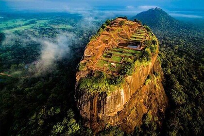 Sigiriya & Dambulla Private Day Tour with pick up