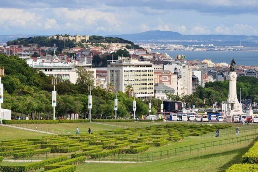 Experience Historical Lisbon City Tour