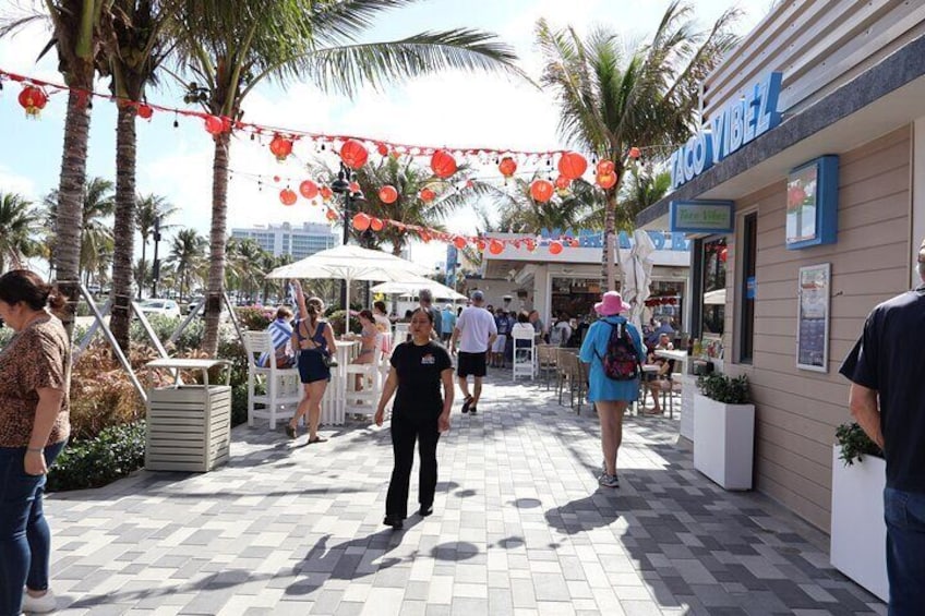 2 to 6 hours Private Yacht Cruise around Aventura FL, Haulover