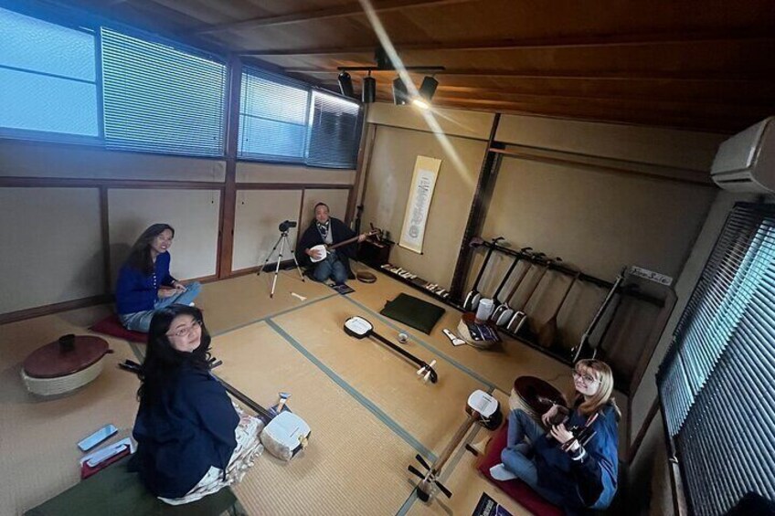Shamisen Discovery in Kyoto