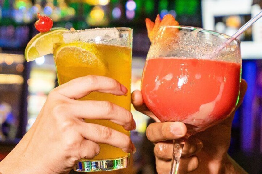 Friday Night Bar Crawl in Santa Marta, Colombia