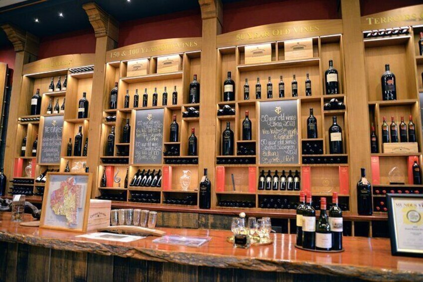 Adelaide Japanese Group Winery Day Tour in Barossa and Hahndorf