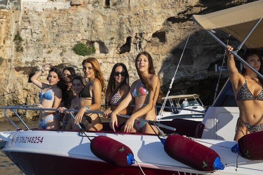Monopoli: Exclusive Boat Party Experience