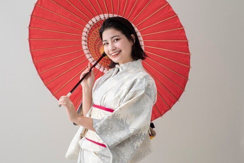 Kagoshima Traditional Oshima Tsumugi Kimono Dressing