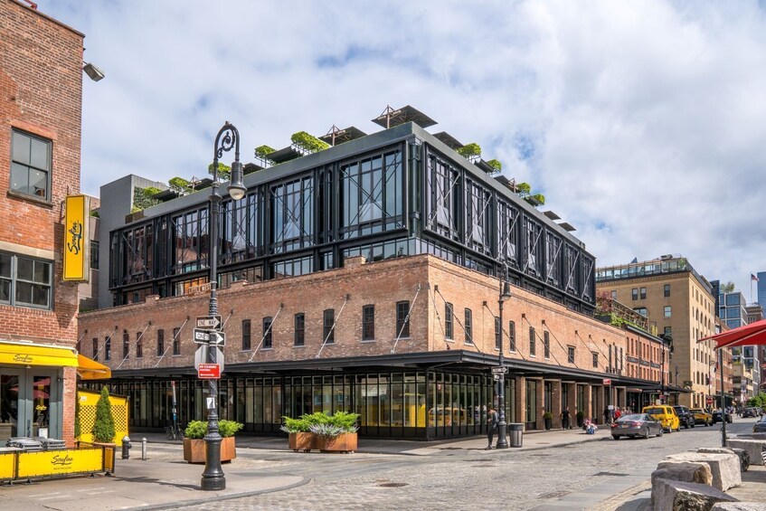 New York: High Line, Chelsea, Hudson Yards Walking Tour with Edge Admission