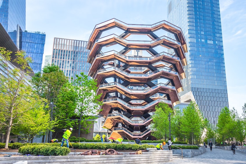 New York: High Line, Chelsea, Hudson Yards Walking Tour with Edge Admission