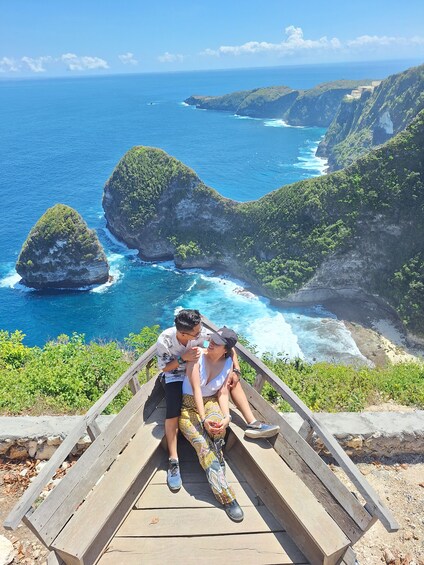 Bali: Nusa Penida One Day Car Charter Ticket