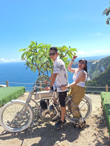 Bali: Nusa Penida One Day Car Charter Ticket