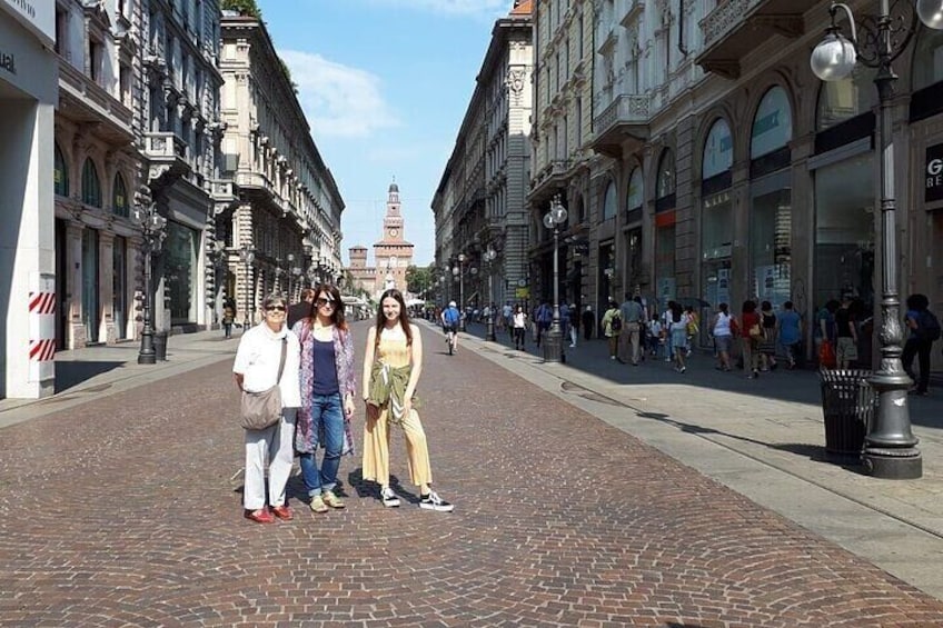 Private History Walking Tour of Milan