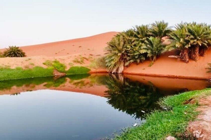 Oasis lake