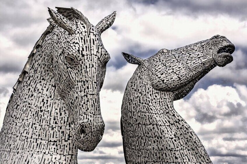 See the Kelpies, the world's largest equine sculptures, representing the mythical water horses of Scottish folklore.