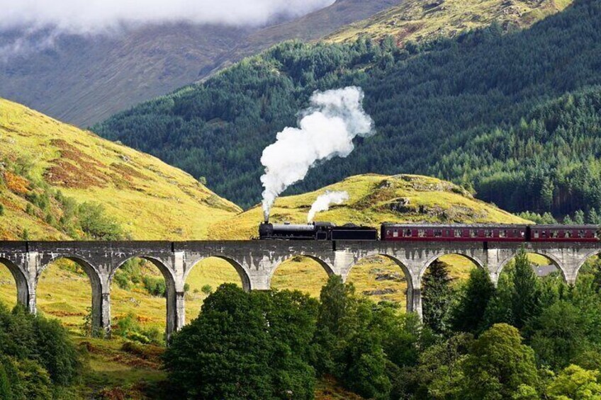 The Jacobite Steam Train (Hogwarts Express) at Glenfinnan Viaduct