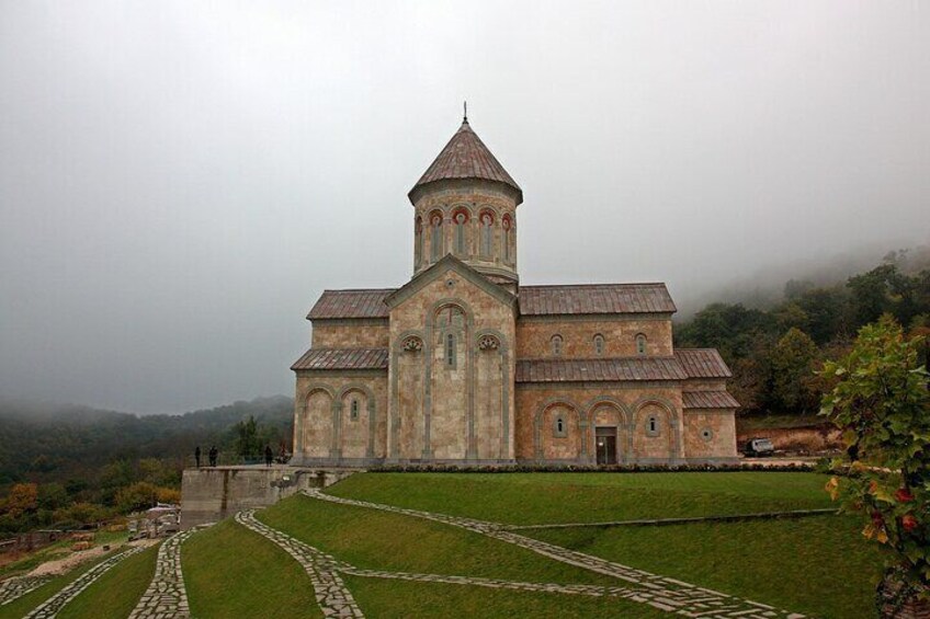 Vineyards Culture and Heritage Tour in Kakheti