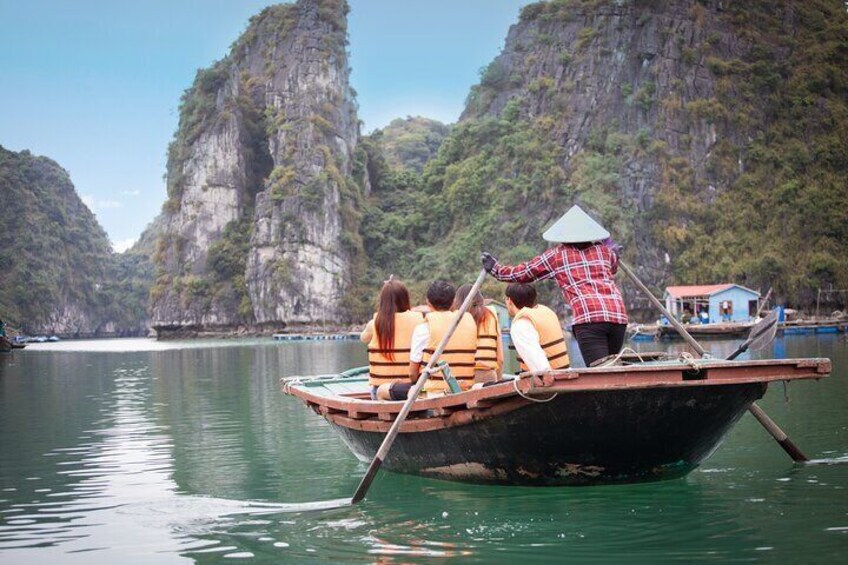 2-Day Guided Bai Tu Long Bay Cruise From Ninh Binh