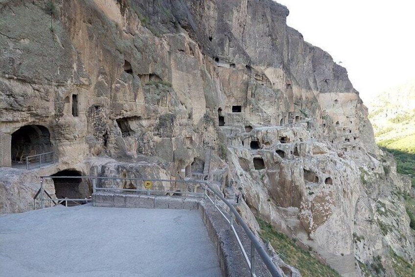 Southern Georgia Explorer Vardzia Rabati and Borjomi Tour