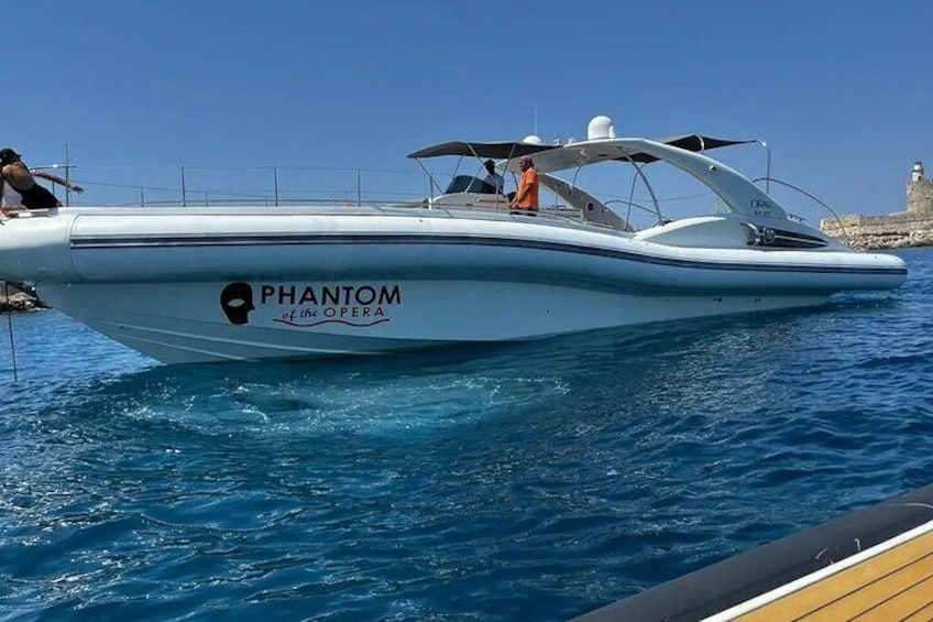 Trip to Kalithea, Anthony Quinn and Traganou with Phantom