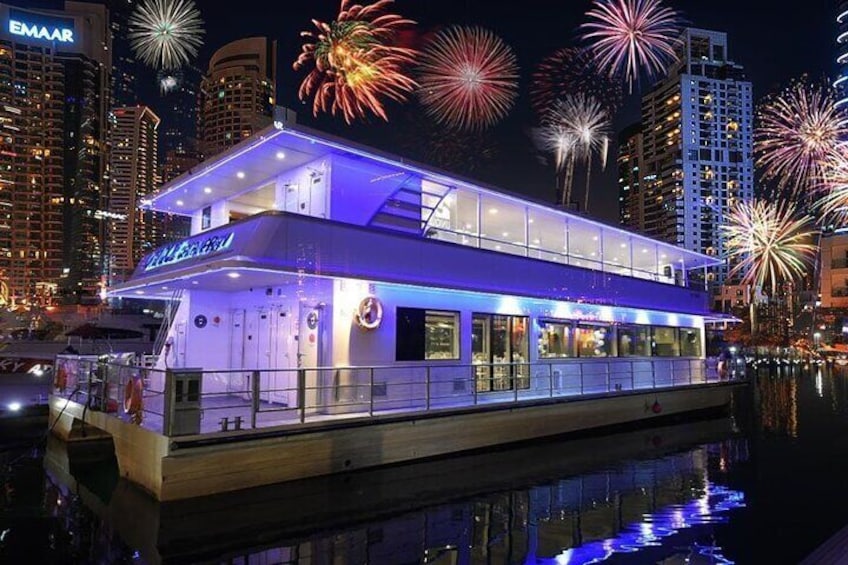 Premium Dinner Cruise at Dubai Marina