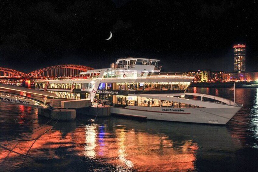 Rhine River Christmas Afternoon Cruise in Cologne