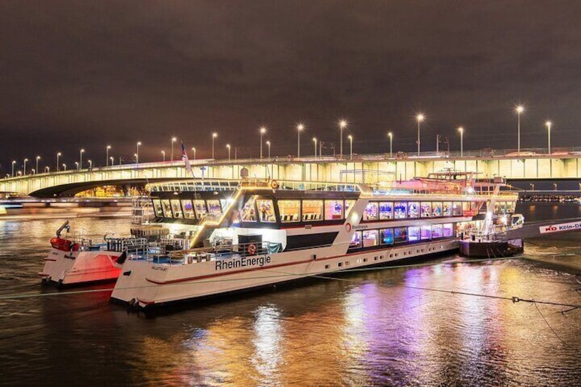 Rhine River Christmas Afternoon Cruise in Cologne