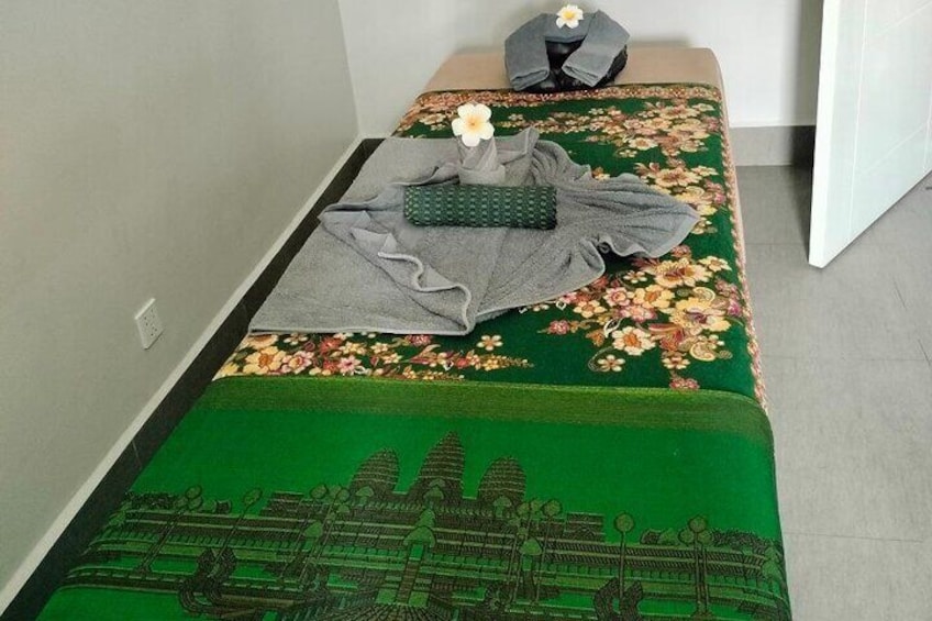 Aromatherapy Single Bed.