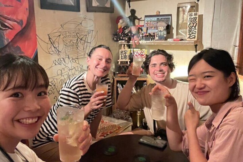 Local Food Crawl in Osaka with Friendly Guide