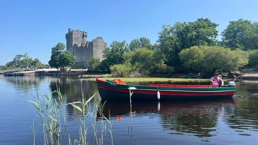 Lakes of Killarney and Innisfallen Island Tour
