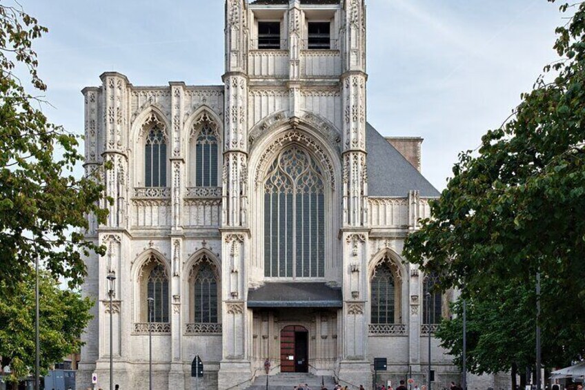 Shared Guided Walking Tour in Leuven 