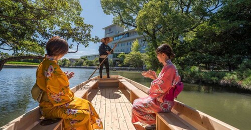 Fukuoka: Yanagawa Kimono Rental, River Cruise, and Lunch