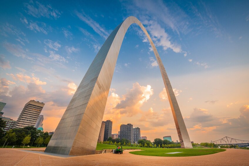 St Louis Self-Guided Driving and Walking Audio Tour