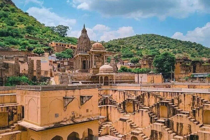 Explore full day Jaipur by car and Guide