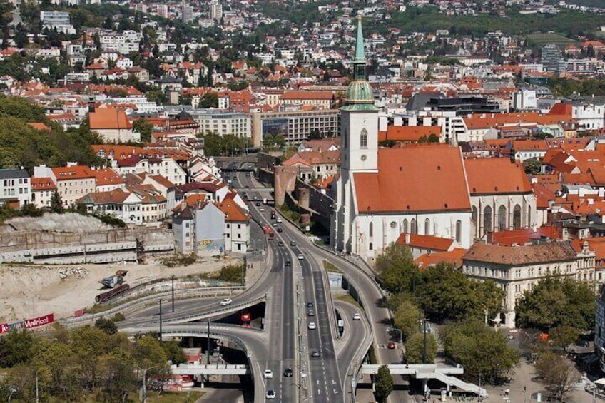 Vienna/Bratislava:DayTrip to Budapest and Bratislava,two capitals