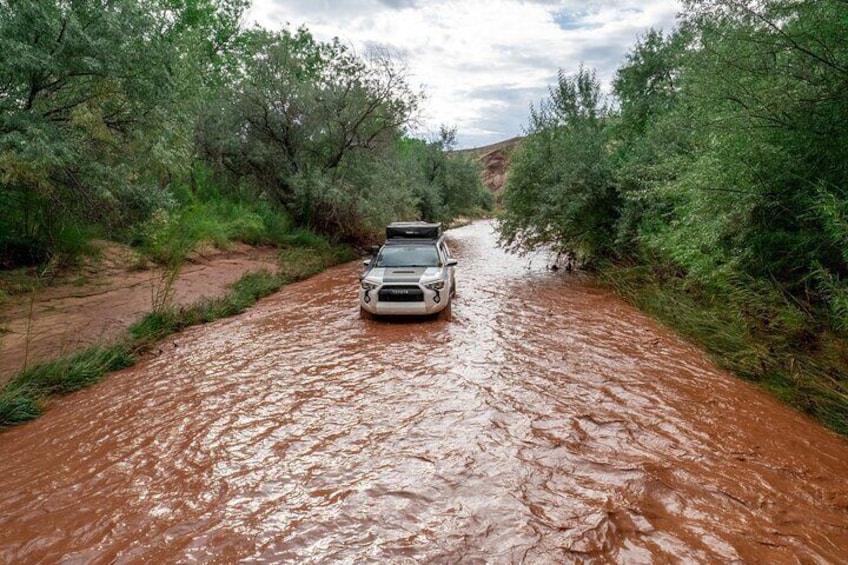 Bentonite Hills 4X4 Offroad Private Tour