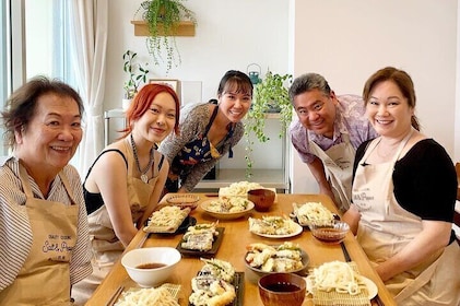 Sushi, Gyoza, Udon, Tempura-Making experience at home in Yokohama