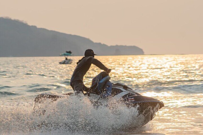2 Hours Private Jet Ski Tour in Playa Brasilito