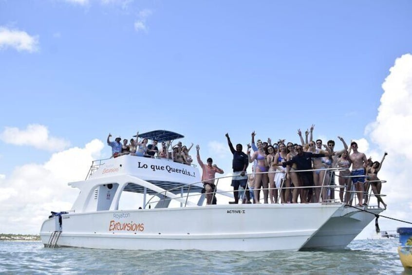 Party boat, Snorkeling, Sand-bar open bar in Bávaro Beach