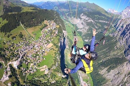 Mürren Lauterbrunnen Paragliding Tandem Flights