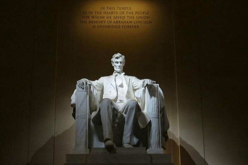 The Majestic Lincoln Memorial by night