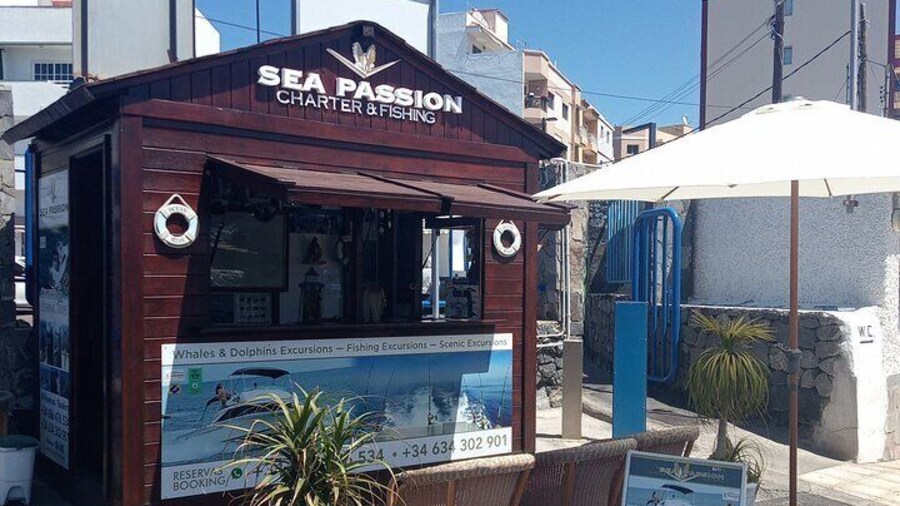 Sea Passion office located in the fishing port of Playa San Juan