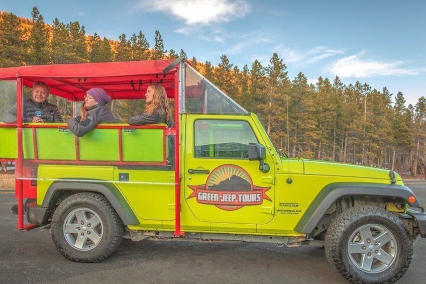 Rocky Mountain National Park Green Jeep Tour: Trailridge Safari